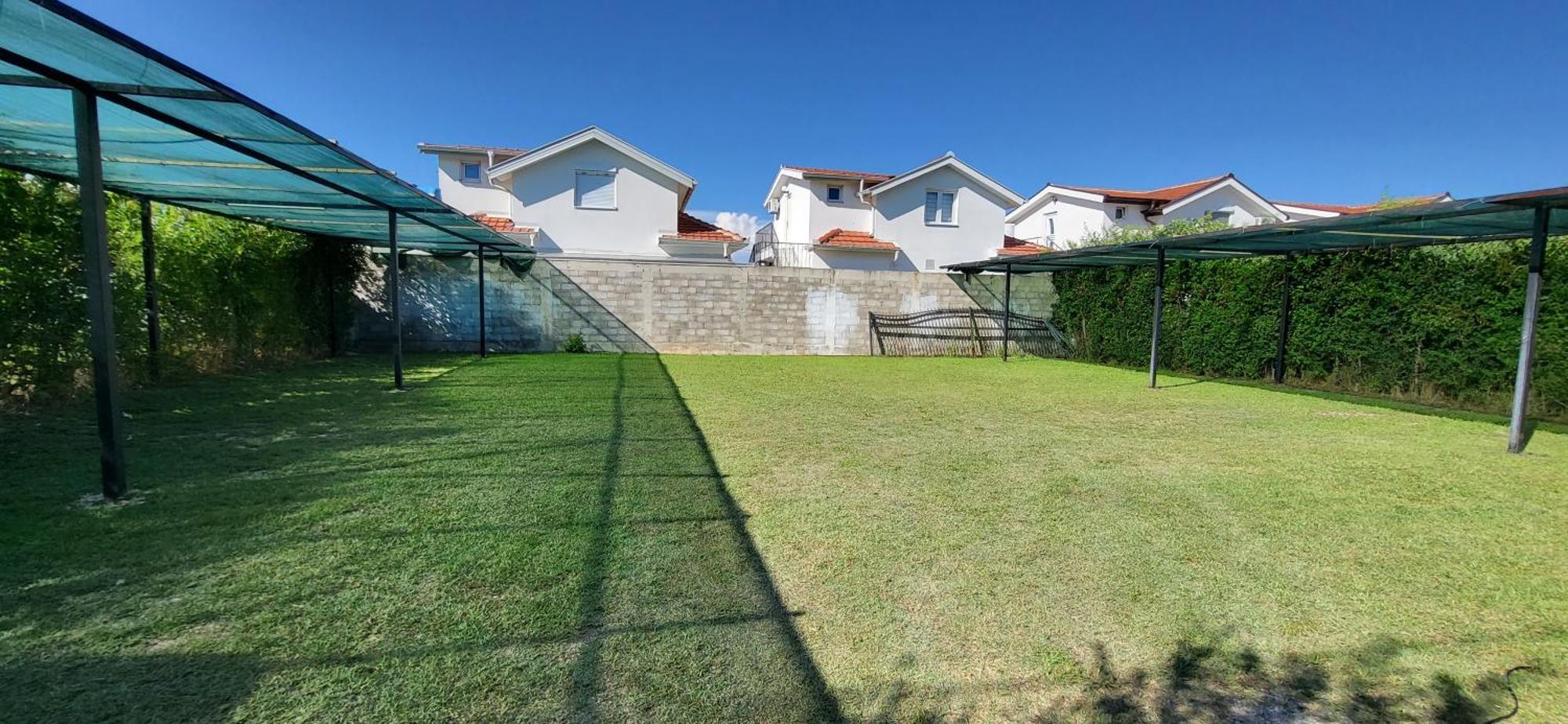 Apartmani Vila Milaris Ulcinj Exterior photo